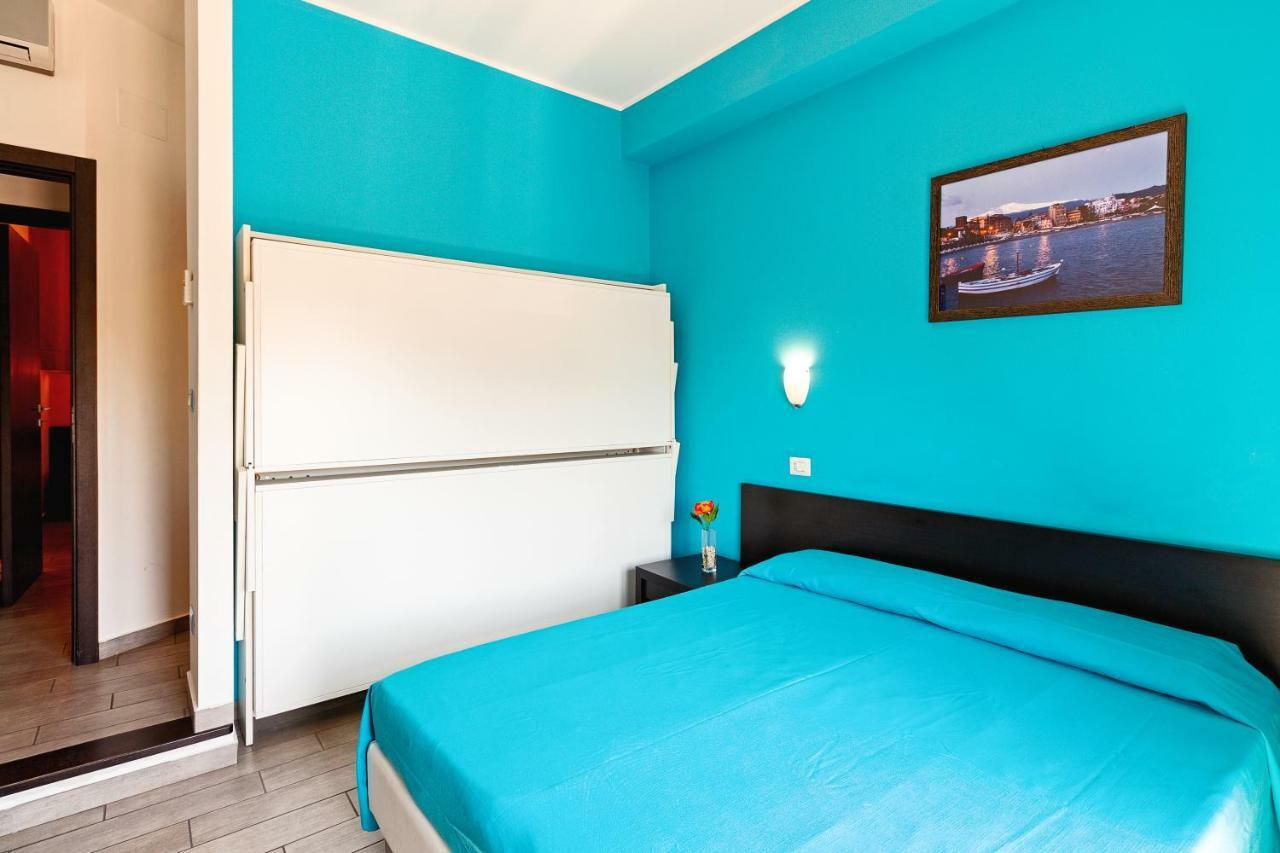 Seaview Terrace Sunny Apartment جيارديني ناكسوس المظهر الخارجي الصورة